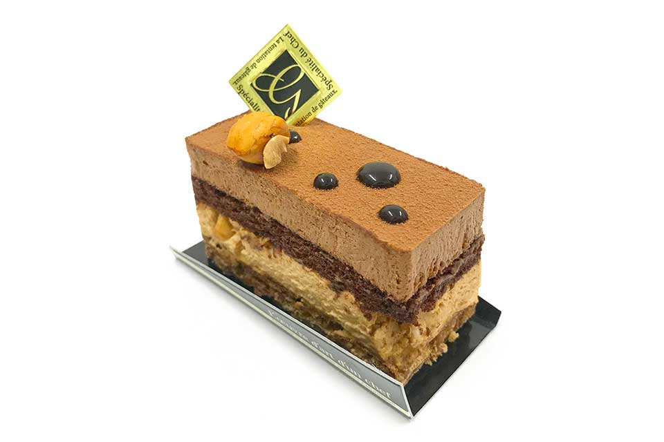 ケーキ：ロワイヤルショコラ