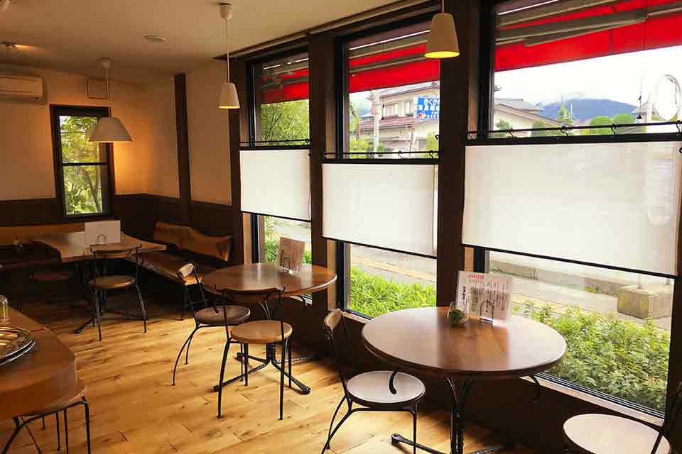 長野店喫茶スペース